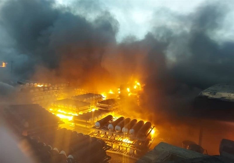 فیلم| تصاویری از آتش سوزی گسترده در کارخانه تاژ قزوین