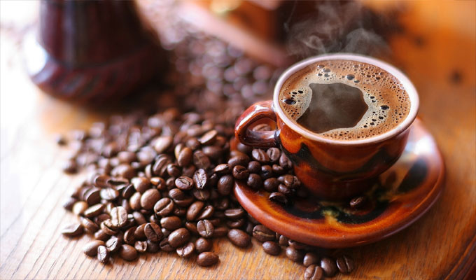 آیا نوشیدن قهوه سیاه به کاهش وزن کمک می کند؟