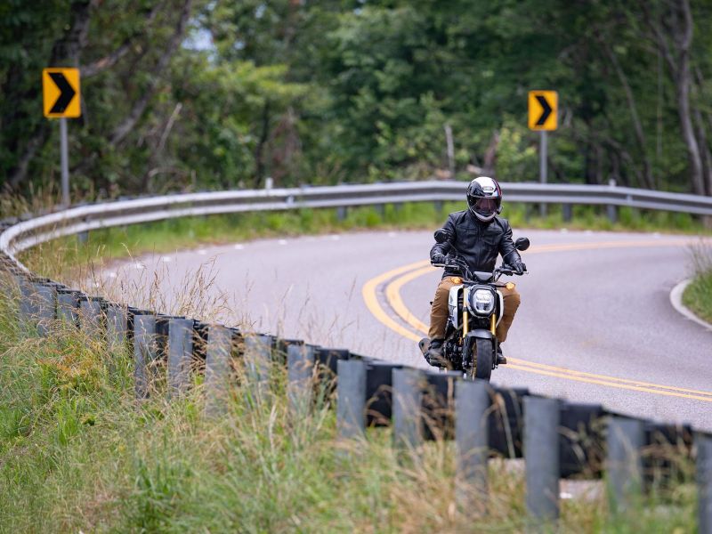 معرفی موتورسیکلت هوندا گروم اولین سواری 2022