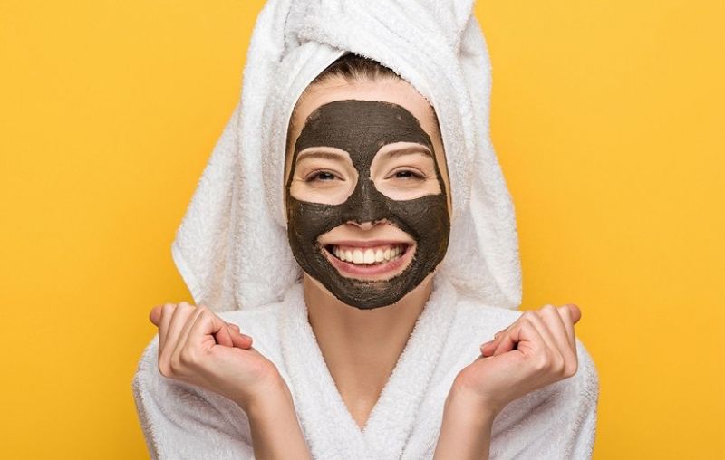 بهترین ماسک صورت خانگی برای آبرسانی پوست