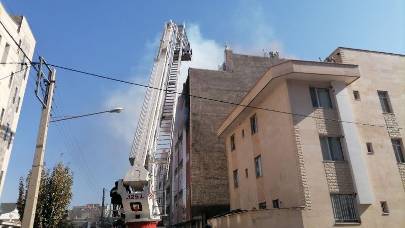 جزئیات آتش سوزی ساختمان ۴ طبقه در بیرجند
