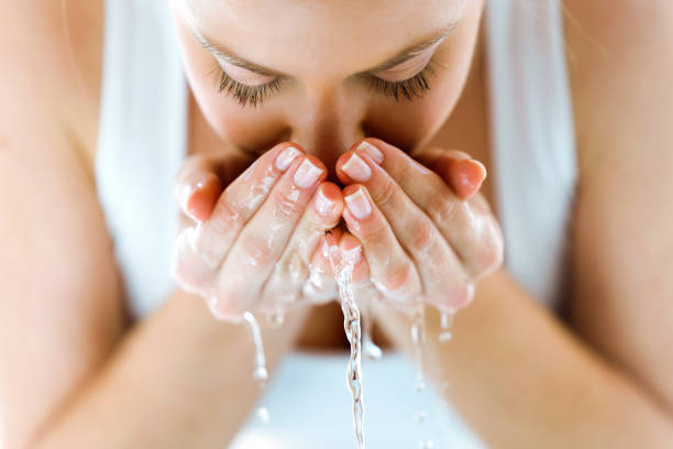 شستن صورت با آب سرد چه فوایدی دارد؟