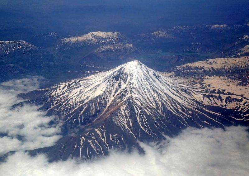 ماجرای استفاده از تصویر کوه نیوزیلند به جای کوه دماوند در عصرجدید