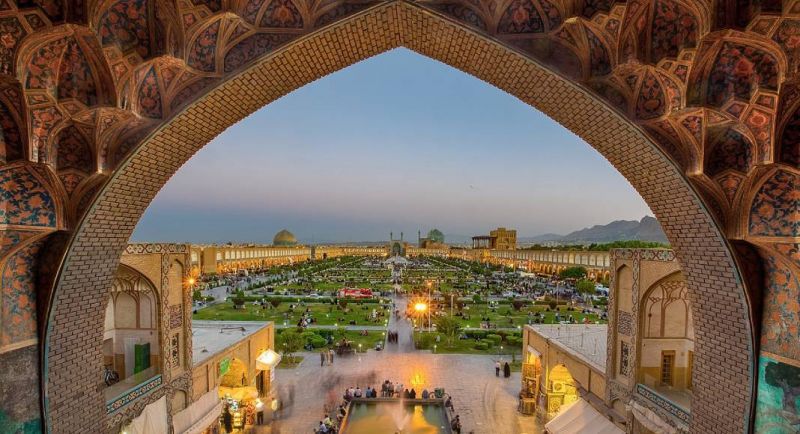 نگاهی به شهر اصفهان در گذر تاریخ/ همه چیز درباره شهر نصف جهان