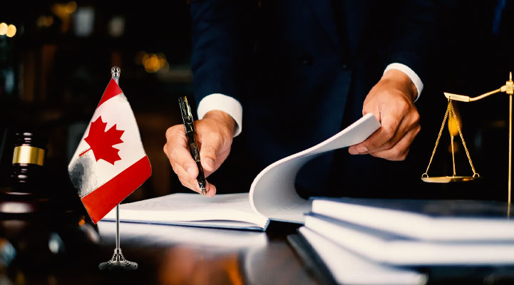 بهترین وکیل مهاجرت به کانادا چه ویژگی‌هایی دارد