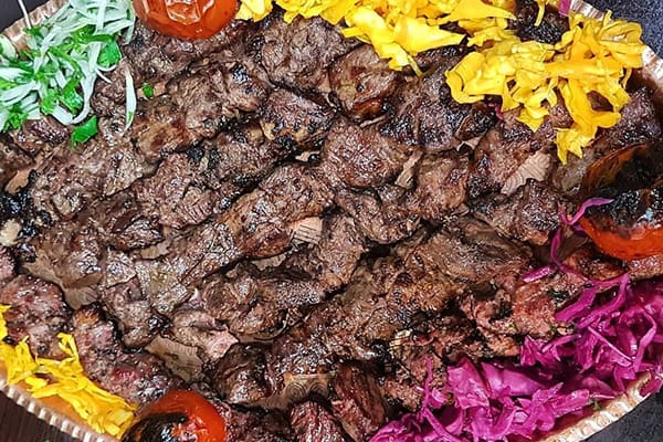 طرز تهیه کباب چنجه اصیل ایرانی با انتخاب بهرین گوشت