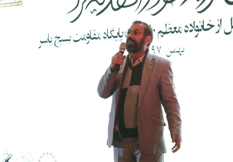 فریاد الله اکبر خانواده شهدا در چهل سالگی انقلاب+ تصاویر