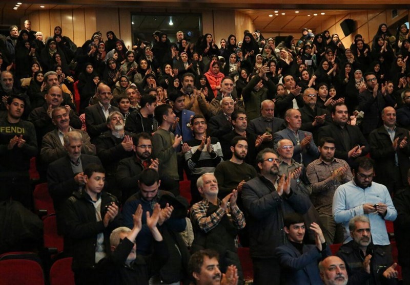 فریاد الله اکبر خانواده شهدا در چهل سالگی انقلاب+ تصاویر