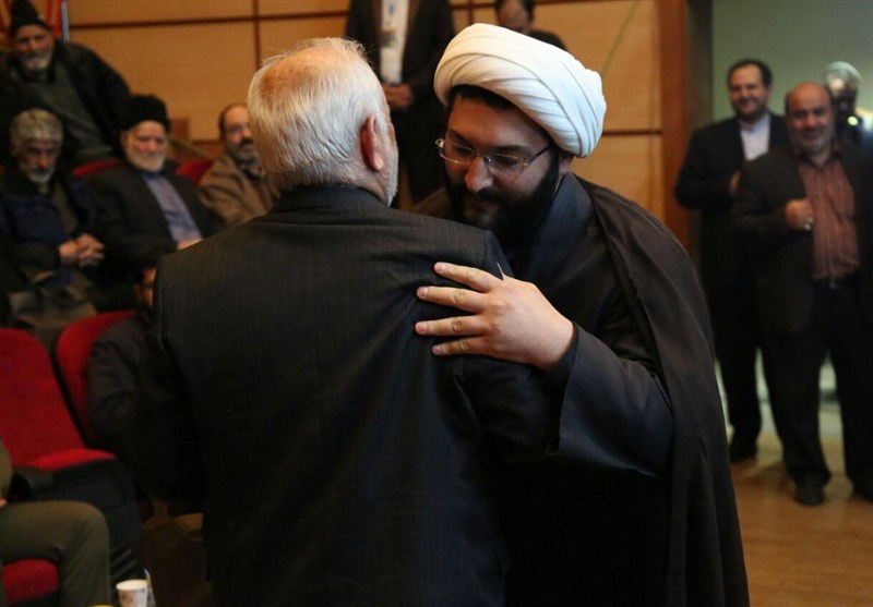 فریاد الله اکبر خانواده شهدا در چهل سالگی انقلاب+ تصاویر