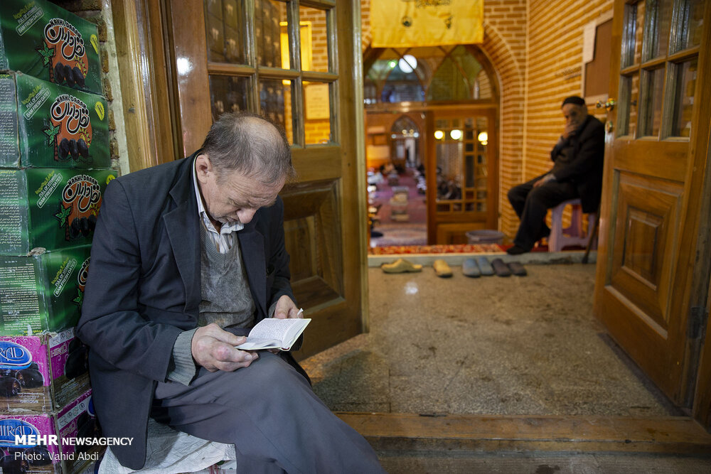 حال و هوای ماه رمضان در مساجد بازار تاریخی تبریز