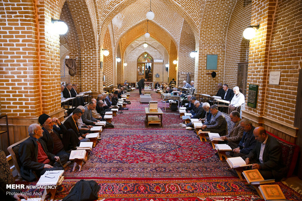 حال و هوای ماه رمضان در مساجد بازار تاریخی تبریز