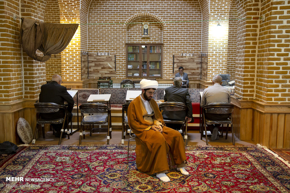 حال و هوای ماه رمضان در مساجد بازار تاریخی تبریز
