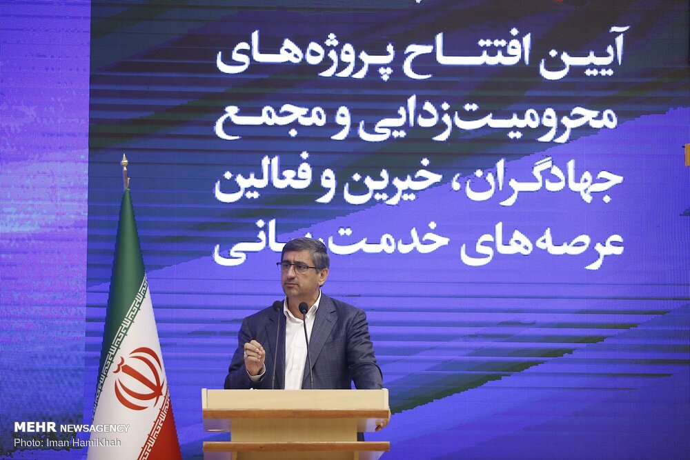 آیین افتتاح پروژه های محرومیت زدایی در همدان