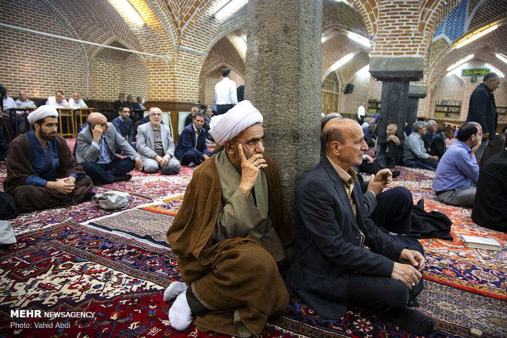 حال و هوای ماه رمضان در مساجد بازار تاریخی تبریز