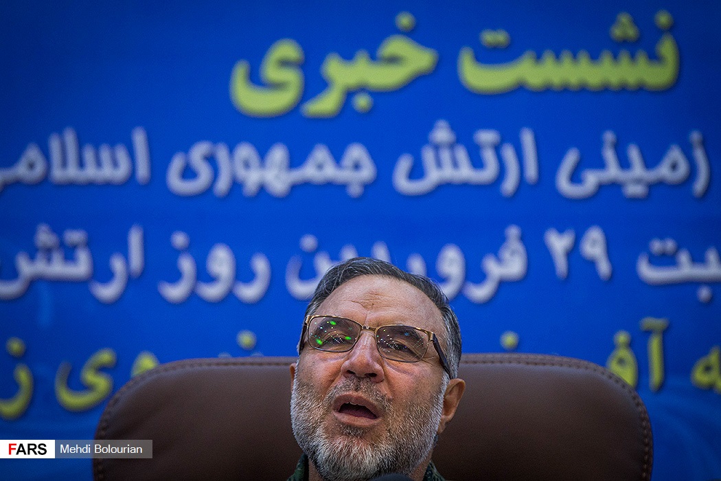 نشست خبری فرمانده نیروی زمینی ارتش