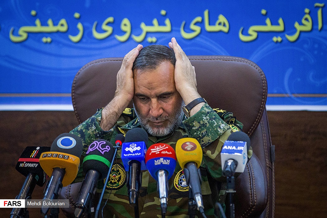 نشست خبری فرمانده نیروی زمینی ارتش