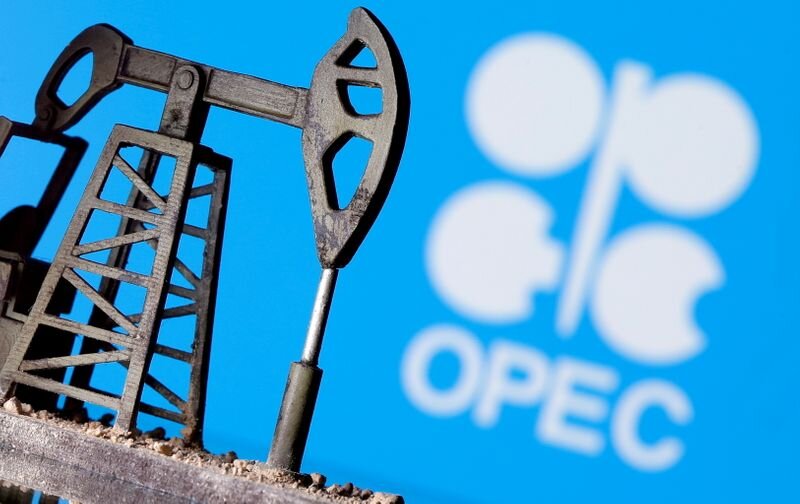 تولید نفت اوپک با اجرای توافق جدید پایین رفت