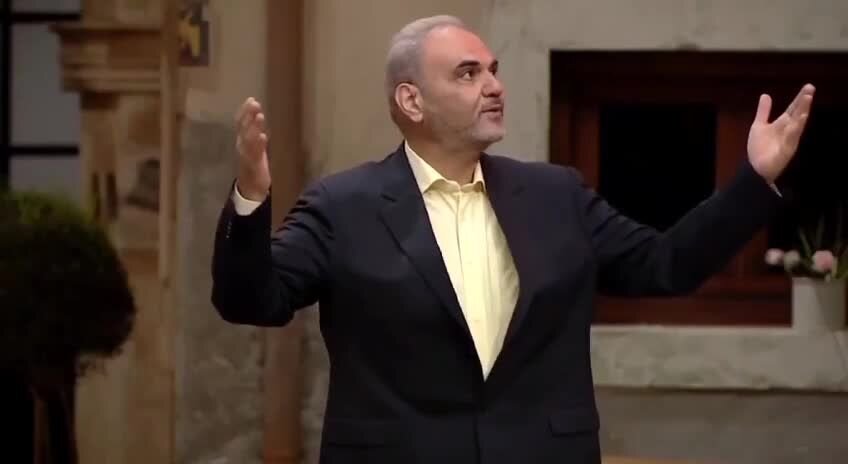 | گلوله باران فرزاد فرزین توسط جواد خیابان در شبهای مافیا!