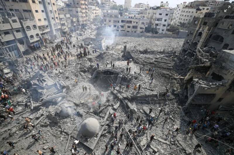 | نجات حیرتانگیز خواهر و برادر فلسطینی از زیر آوار
