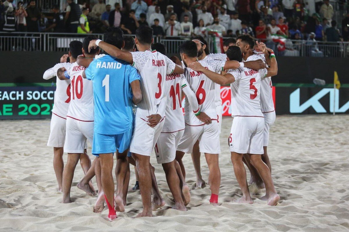  | گزارش هیجان‌انگیز گزارشگر عربی از گل دروازه‌بان تیم ملی در جام جهانی فوتبال ساحلی