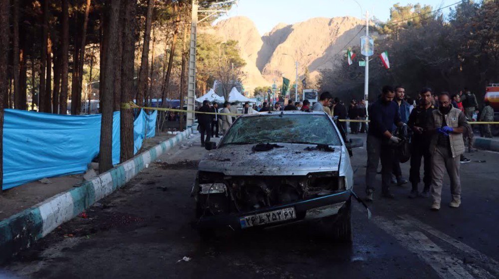 شهادت ۲۰ دانش آموز در انفجار تروریستی کرمان/ از یک خانواده ۴ دانش آموز شهید شدند
