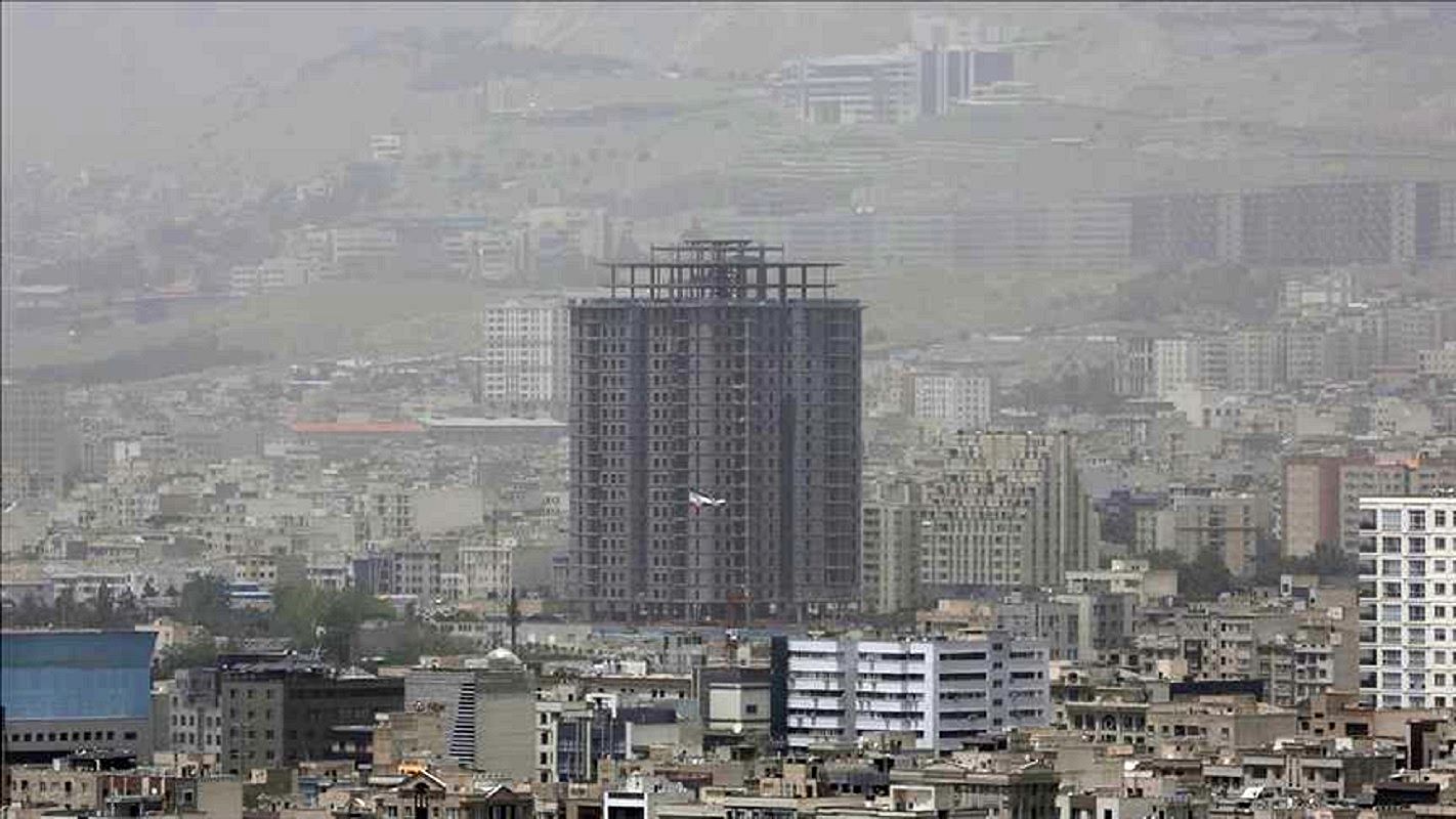 جولان آلودگی هوا در پایتخت/هوای 11 منطقه تهران در وضعیت قرمز+نقشه آلودگی هوا