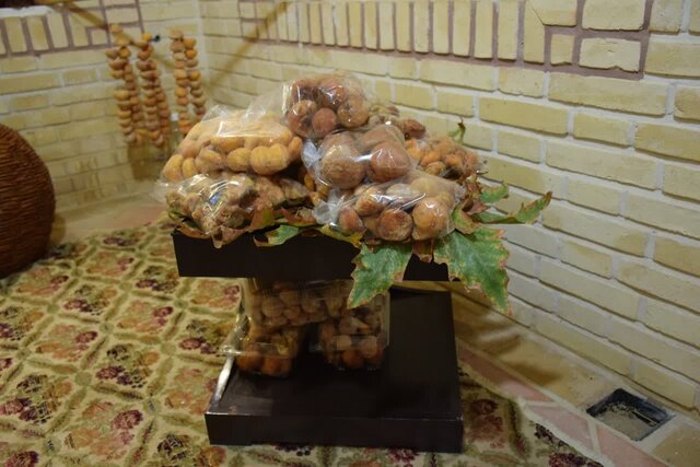 "جوزغند" یکی از باارزش‌ترین شیرینی‌های محلی ایران که به ثبت ملی رسیده است