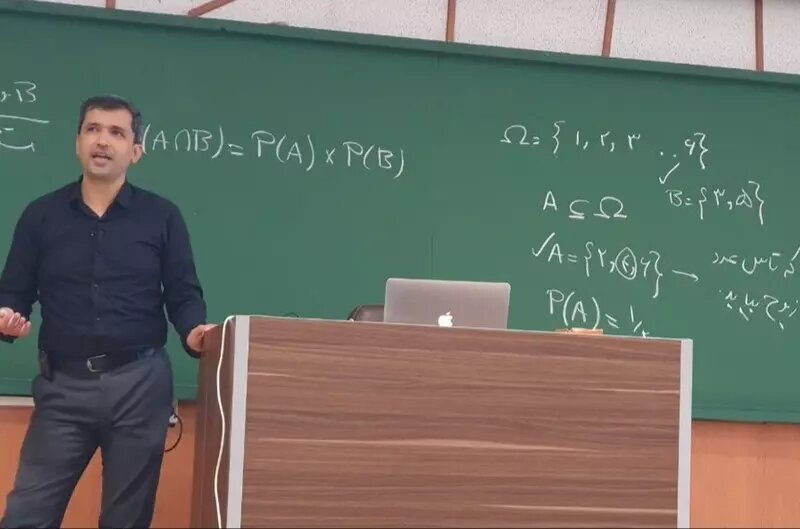 شریفیزارچی از بیمارستان مرخص شد/ آریتمی قلبی استاد برتر دانشگاه پس از ابلاغ «عدم امکان تدریس بعد ۱۸ سال»/ عکس
