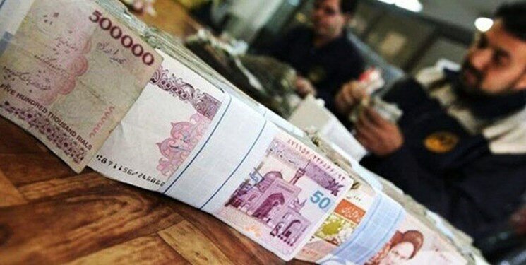 یک پدیده عجیب در تغییر حقوق کارمندان/ نرخ تورم ۴۶ درصد، افزایش حقوق ۲۰ درصد؟ / محمودیاصل: طبقه متوسط جامعه در حال محو شدن است
