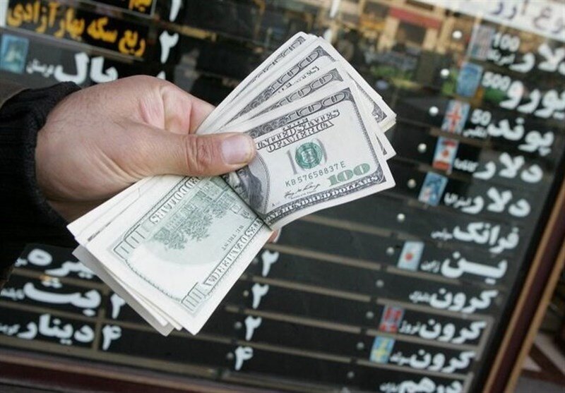 پیش بینی قیمت دلار هفته چهارم بهمن ۱۴۰۲ / فرمان دلار به دست بازارساز میافتد یا رشد تقاضا؟