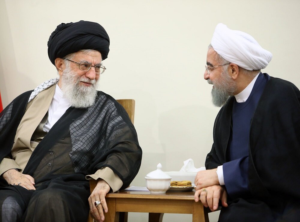 رابطه حسن روحانی و رهبری بعد از ریاست جمهوری به روایت واعظی /جزئیات آخرین ملاقات را نمی گویم زیرا...
