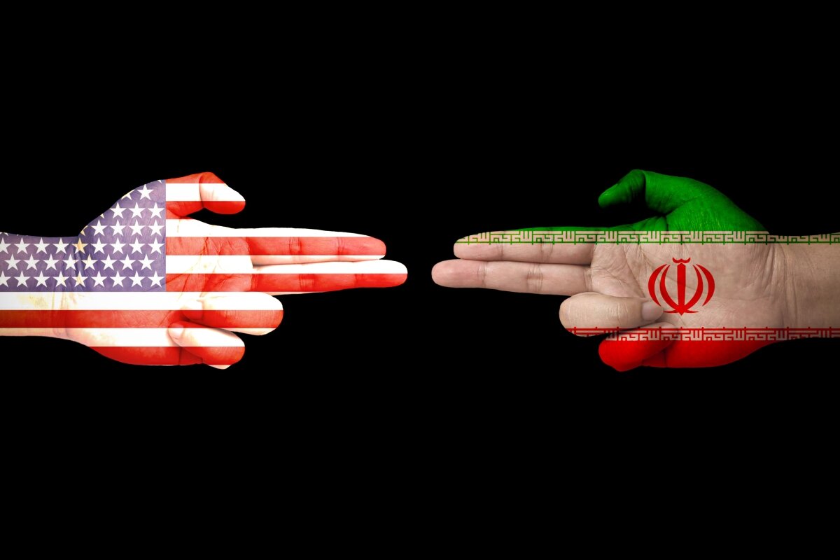 تهدید ایران به جنگ از سوی آمریکا بعد از سقوط پهپاد در خلیج فارس /رهبری چطور سایه جنگ را از ایران دور کردند؟