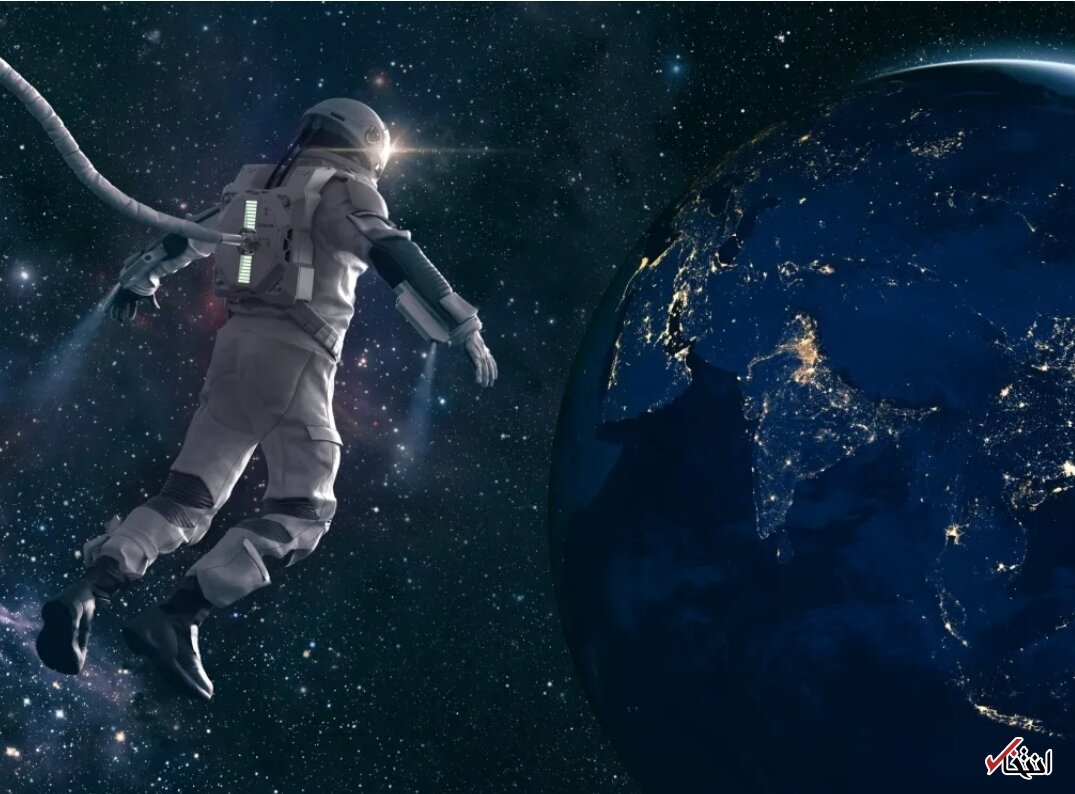 جدیدترین عکس از داخل «ایستگاه فضایی بین‌المللی»(ISS) | پاهای شناور این فضانورد را ببینید | عکس