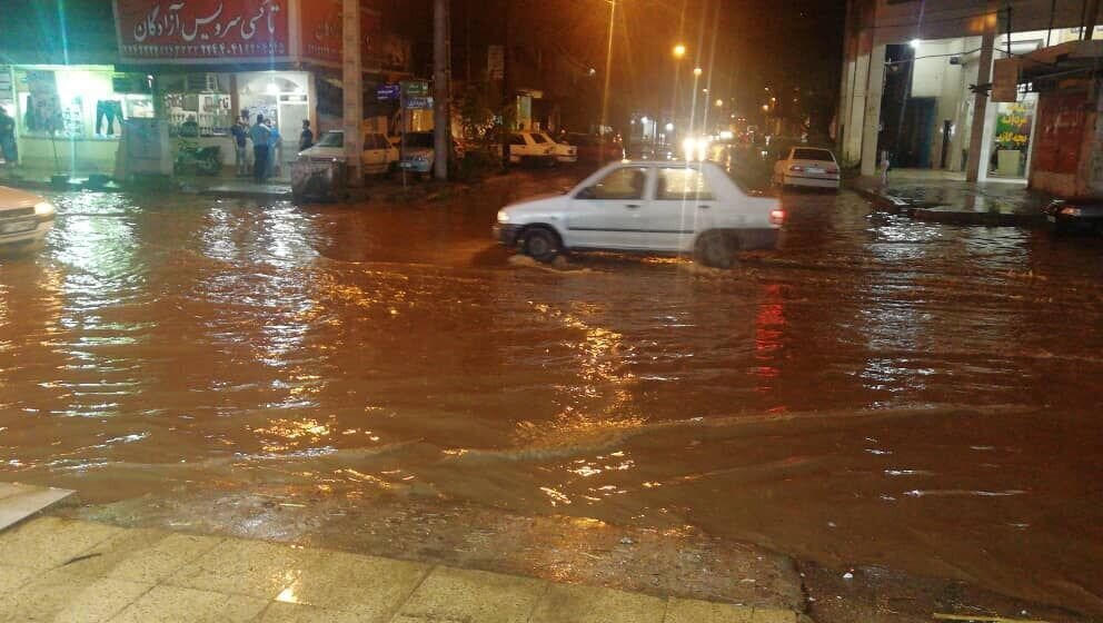  | اهواز غرق در آب؛ گرفتاری شهروندان پس از بارش‌های امروز