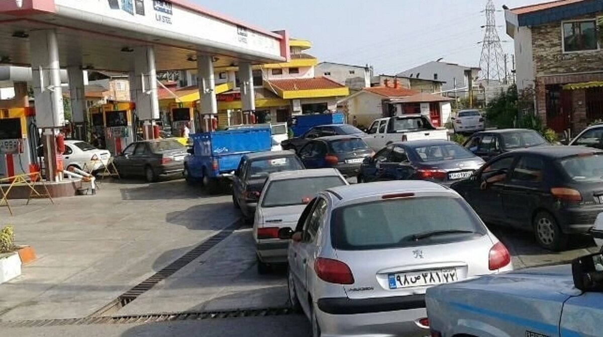 | آتشسوزی در پمپ بنزین کاور کیلومتر ۴۵ جاده دهلران به مهران