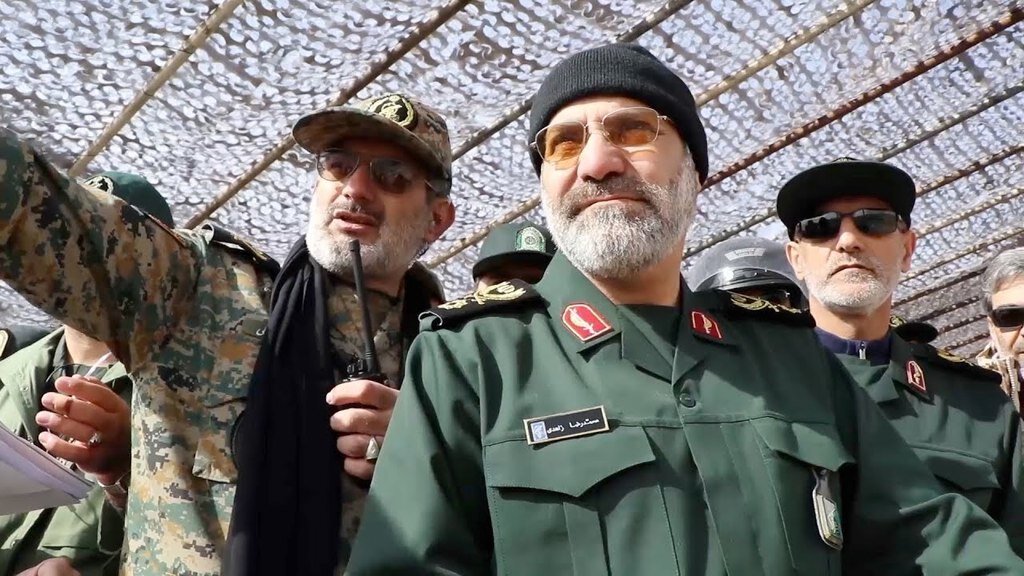 عکس | تصویری دیده نشده از شهید سردار زاهدی در کنار پدر خود