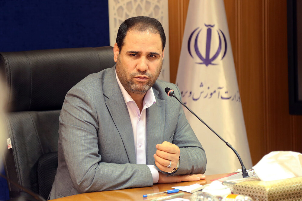 برگزاری آزمون استخدامی «معلم پرورشی» و «ورزش»؛ فردا/ ۱۹ هزار مربی اول مهر وارد مدارس میشوند