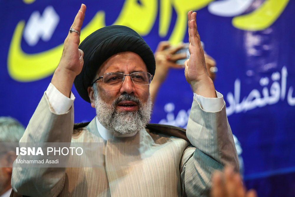 اجرای طرحی ملی برای رفع مشکل کودکان بیشناسنامه در دولت شهید رئیسی