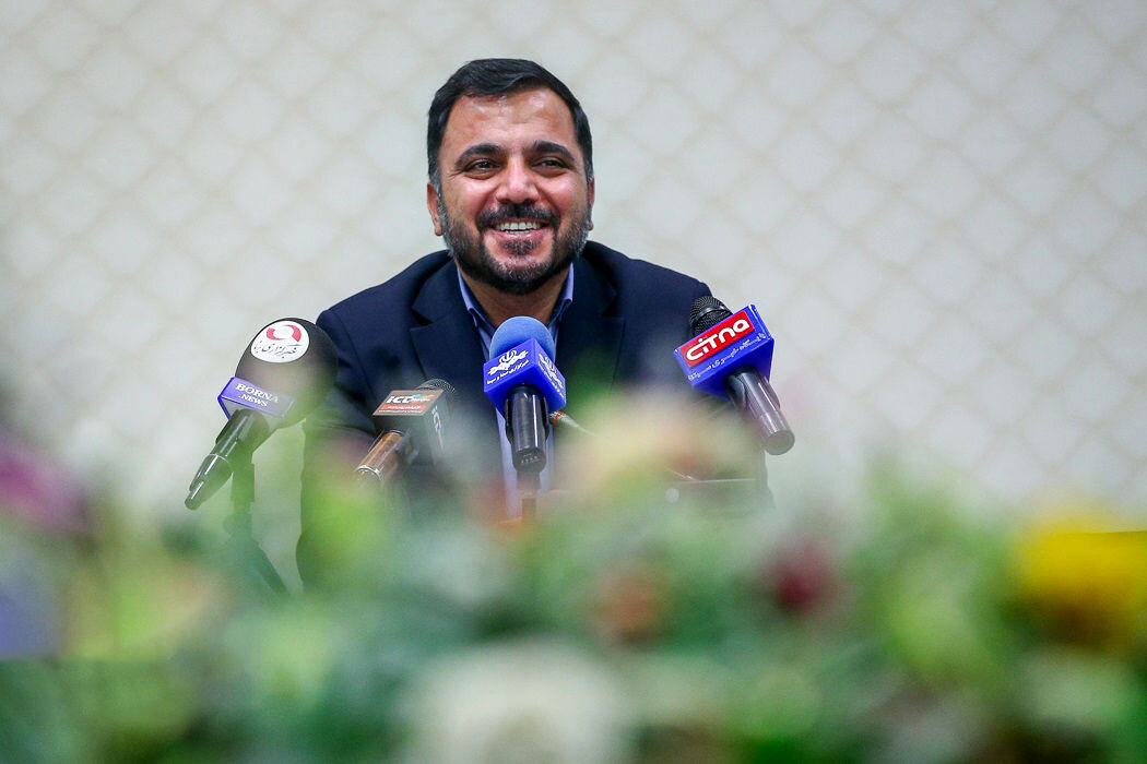 زارعپور: میانگین سرعت اینترنت کشورهای حاشیه خلیج فارس هم پایین است