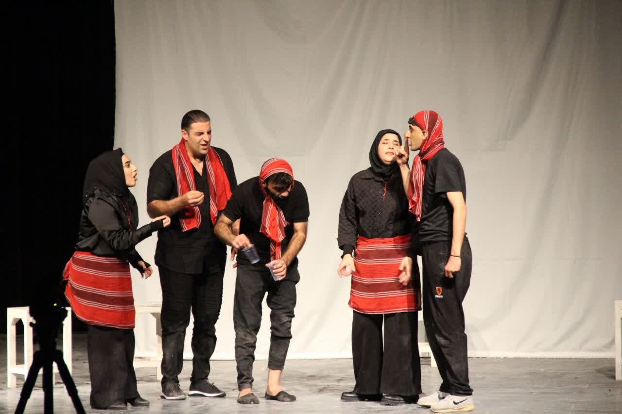 روایتی از صدراعظمکُشی؛ «خوابنامه ملیجکان» روی صحنه بیدار شد!
