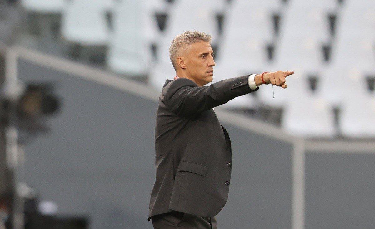 سرمربی قهرمان آسیا گزینه نیمکت پرسپولیس