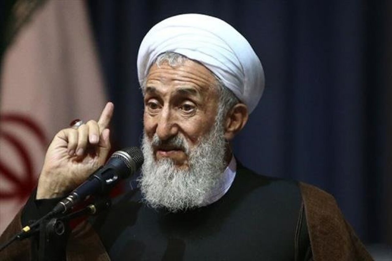 ببینید | انتقاد تند صدیقی در نماز جمعه از شبکههای و فضای مجازی