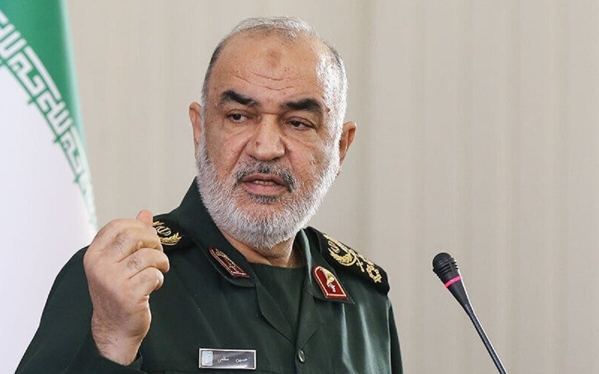 فرمانده کل سپاه به اسرائیل و آمریکا: منتظر و آماده هستیم، فرماندهانمان منتظر فرمان هستند/ حرکت شما در رصد ماست/ شرایط تعیین کننده است