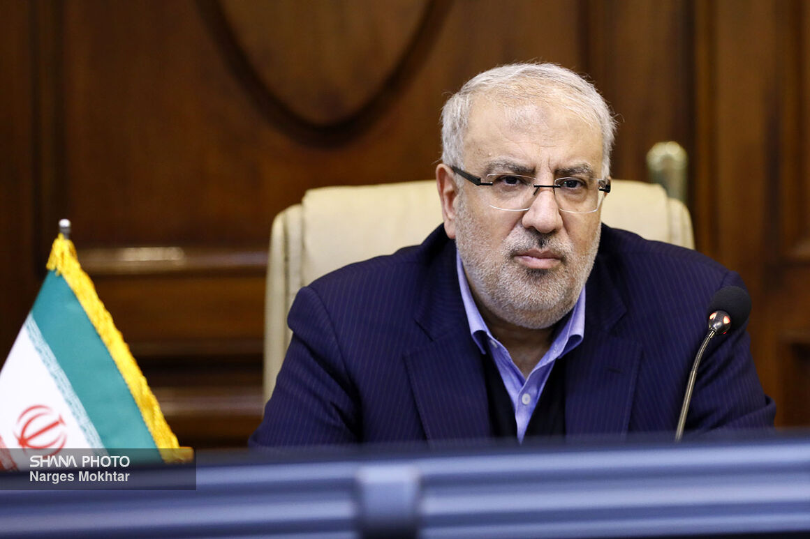 وزیر نفت عازم محل حادثه بالگرد رئیسجمهور شد