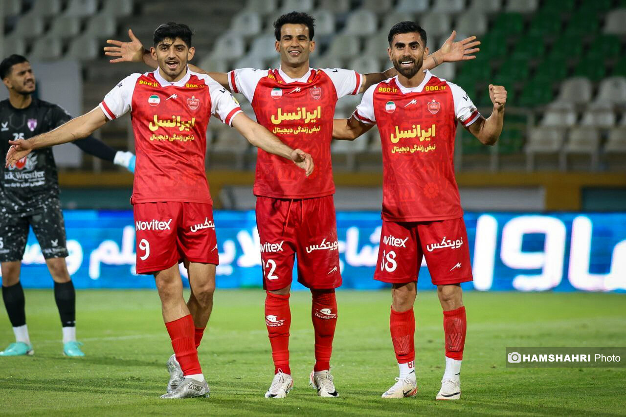 آقای ستاره در پرسپولیس میماند؟ ؛ هنوز با تیمی صحبت نکردهام