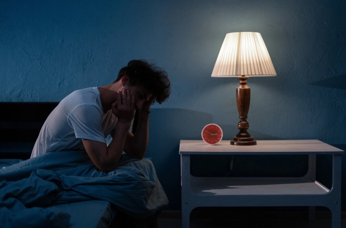 این ۵ عادت باعث بیخوابی میشود