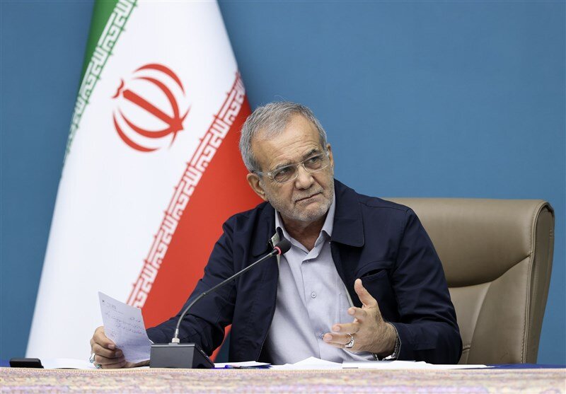 برسد به دست پزشکیان احمدینژاد از معماران برجسته سواستفاده کرد شما استفاده کنید!