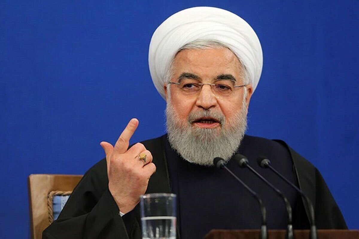 | روحانی: در این بیبرقی و ناترازی، هیچ مسئولی نگفت تغییر ساعت ضربه به برق بود!