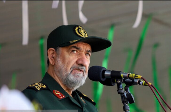 | محسن رضایی: ما براساس حقوق بین المللی از حقوق خود دفاع میکنیم و کاملا حقوقی است