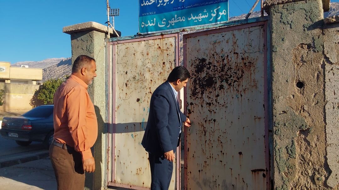 | آبروریزی در یک اداره در پی بازدید سرزده فرماندار گچساران